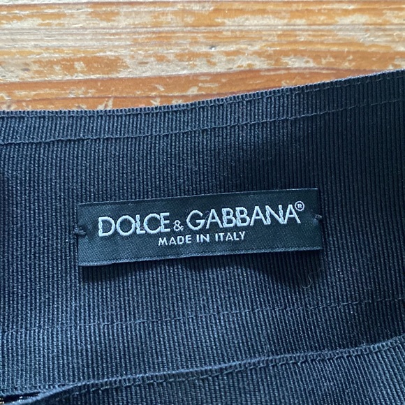 Dolce & Gabbana metallic skirt. Perfect pre-owned condition. - Picture 4 of 8